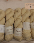 Semilla Sets mit Naturfarben gefärbt