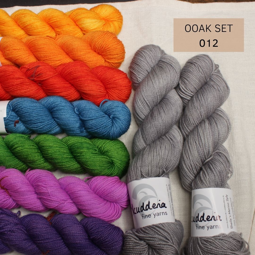 COSMIC CONNECTION von Lisa K. Ross OOAK Sets