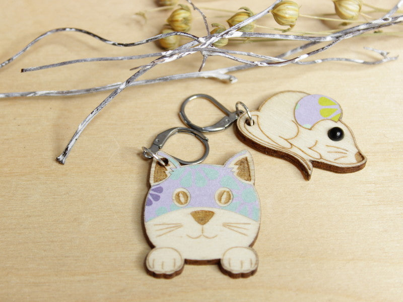 Freche Katze und Flinke Maus