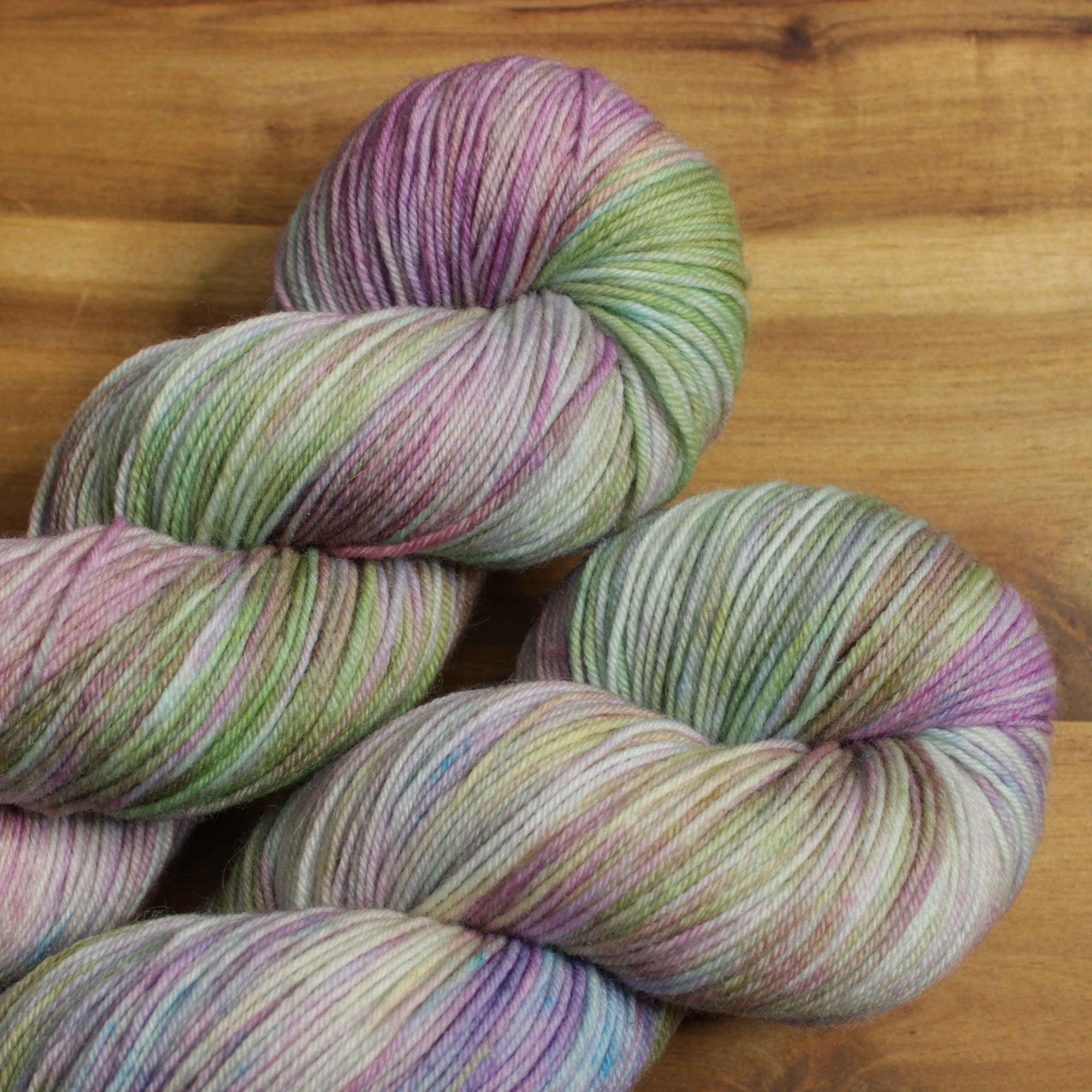 FRÜHLINGSHAUCH - Monatsfärbung Februar 2026