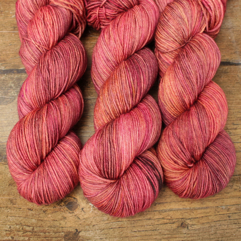 MAROON Auftragsfärbung